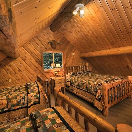 Western Pleasure Guest Ranch 桑德波因特 外观 照片