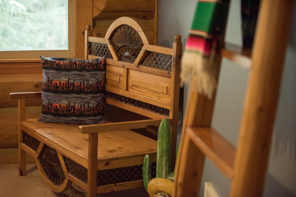 Western Pleasure Guest Ranch 桑德波因特 外观 照片
