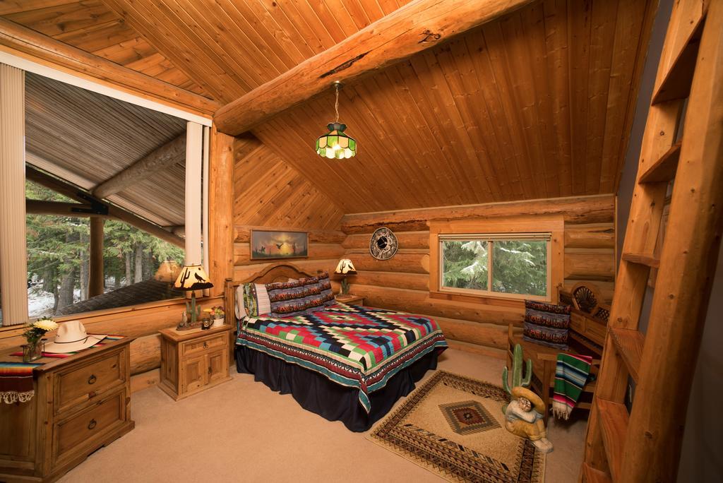 Western Pleasure Guest Ranch 桑德波因特 外观 照片